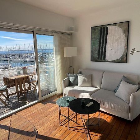 Le Petit Pinson Meerblick Port Golfe-Juan Bagian luar foto