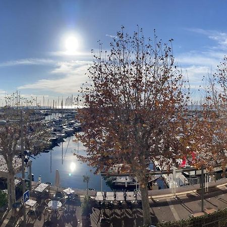 Le Petit Pinson Meerblick Port Golfe-Juan Bagian luar foto